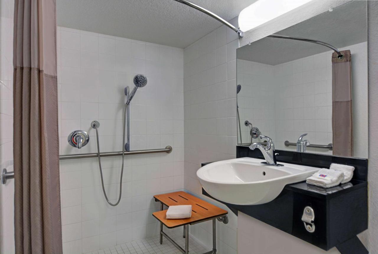 Motel 6-Cutler Bay, Fl Екстер'єр фото