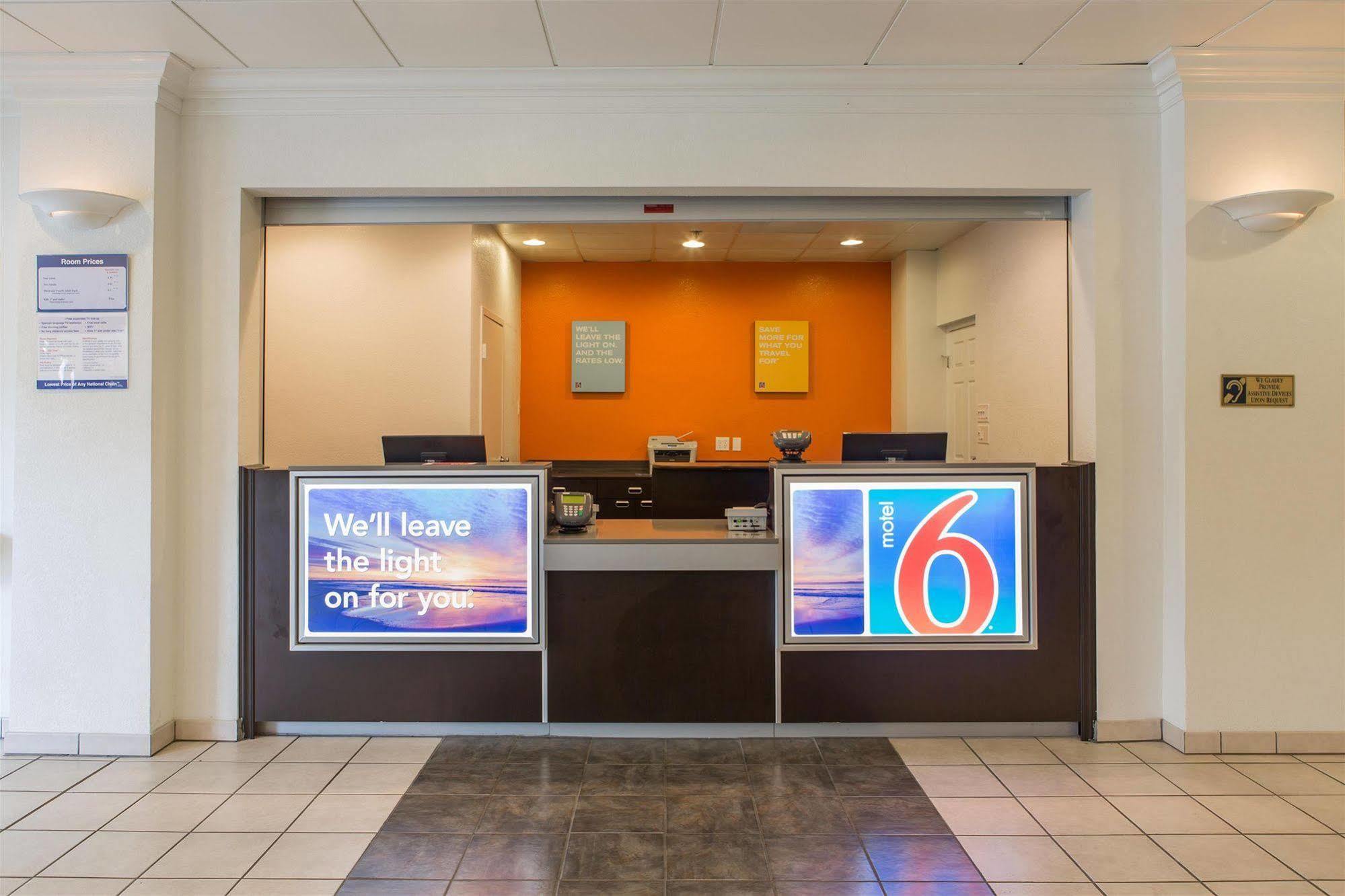 Motel 6-Cutler Bay, Fl Екстер'єр фото